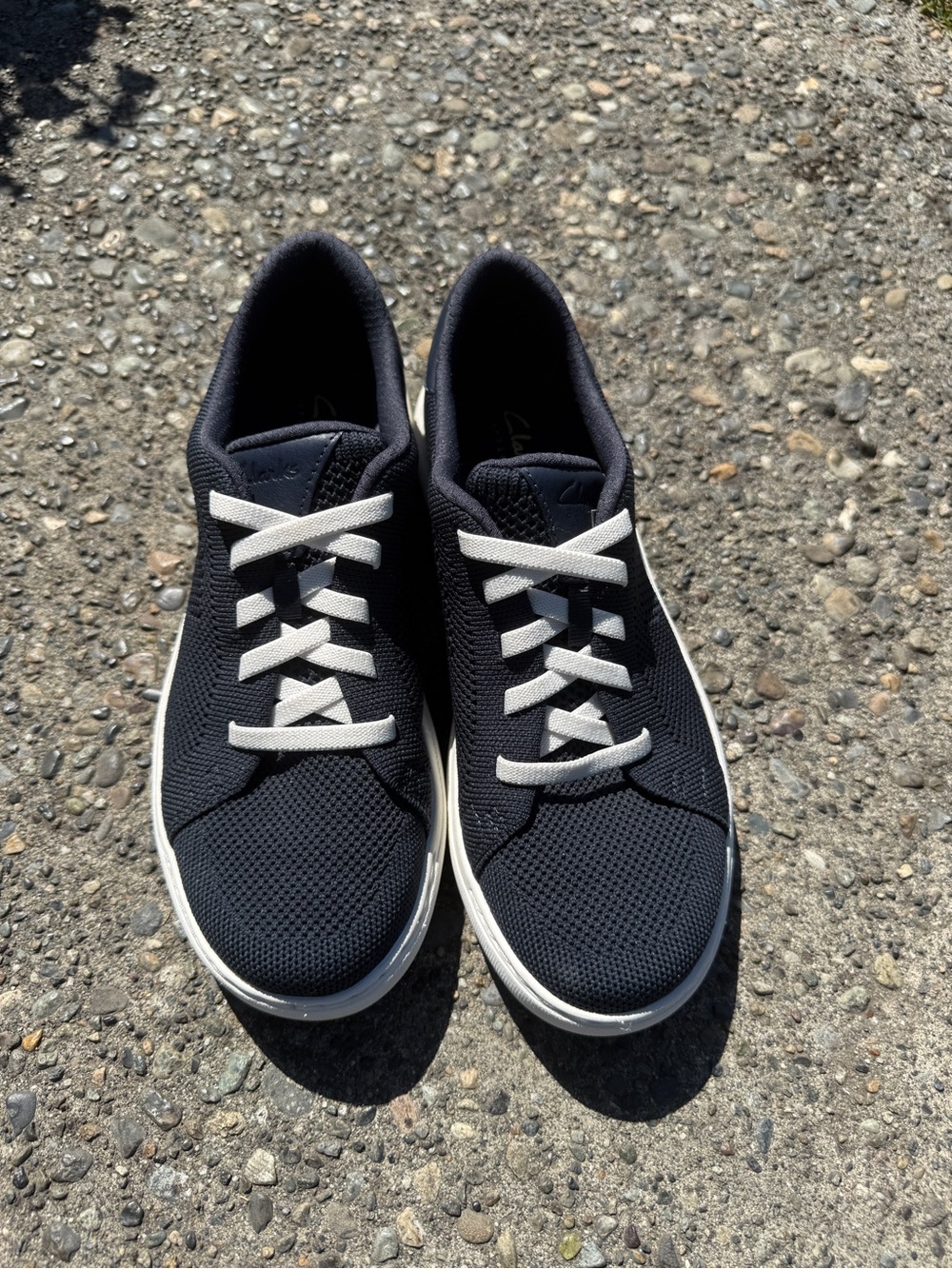 Clarks Women's Black Knit Lace-Up Sneakers with White Soles